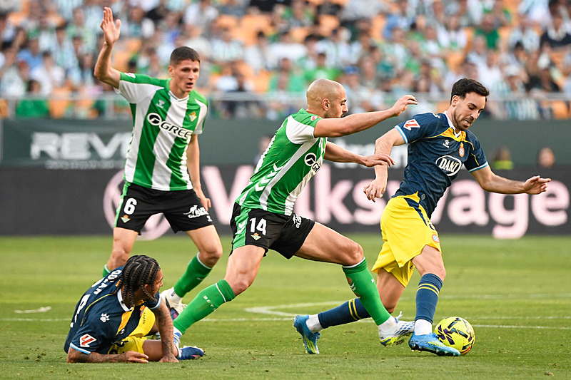 Fenerbahçe’ye Sofyan Amrabat şoku!