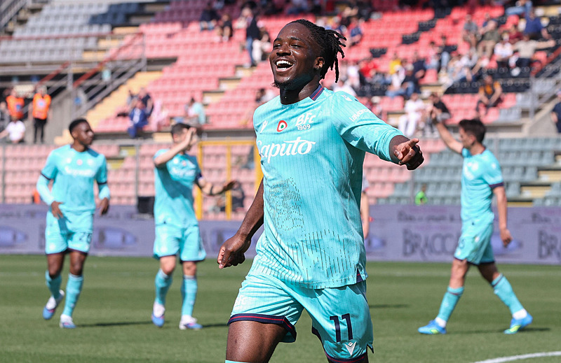 Galatasaray’a İngiliz sol kanat! Okan Buruk onay verdi