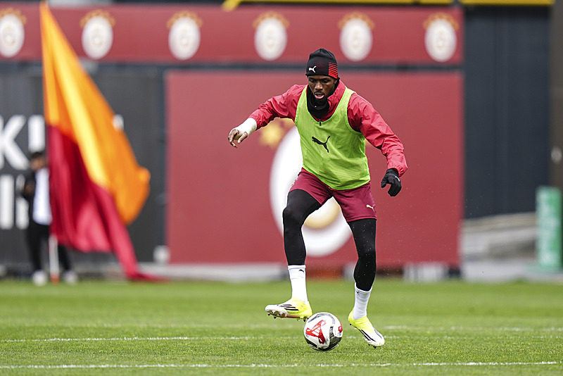 Dünya devinden Victor Osimhen’e kanca! İspanyol basını duyurdu