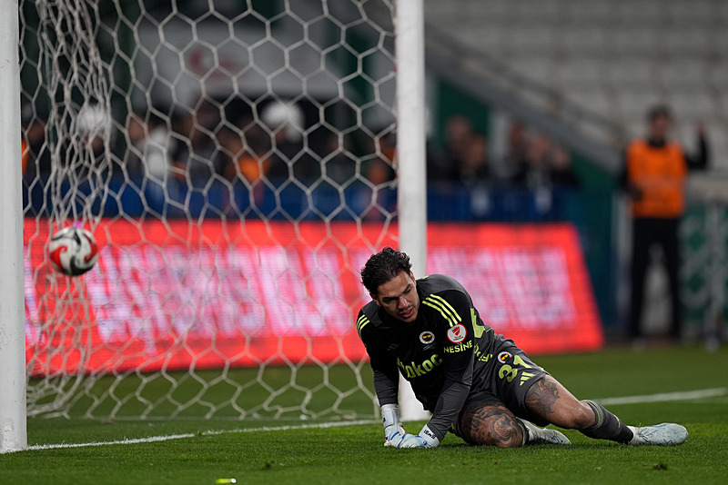 Ederson Fenerbahçe’den ayrılacak mı? Kulüpten açıklama geldi