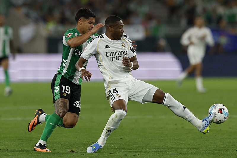 Galatasaray’ın yeni yıldız savunmacısı Real Madrid’den!