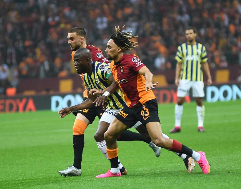 Galatasaray-Fenerbahçe derbisinde ilginç notlar!