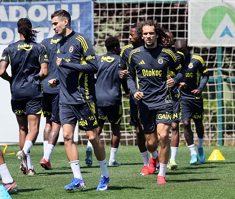 Derbi öncesi takımını uyardı! Tedesco oyuncularına neler söyledi?