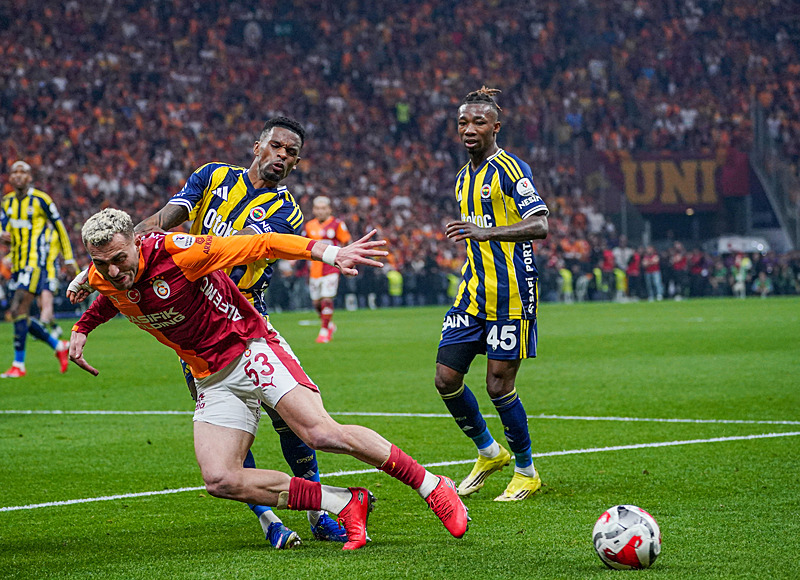 Ahmet Çakar’dan Galatasaray-Fenerbahçe değerlendirmesi!