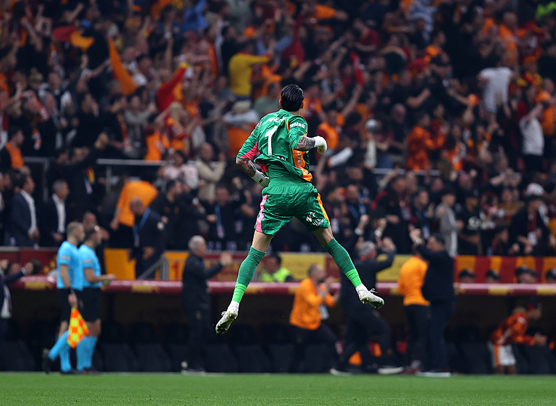 Galatasaray’da Başkan Dursun Özbek’ten derbi sonrası prim kararı!