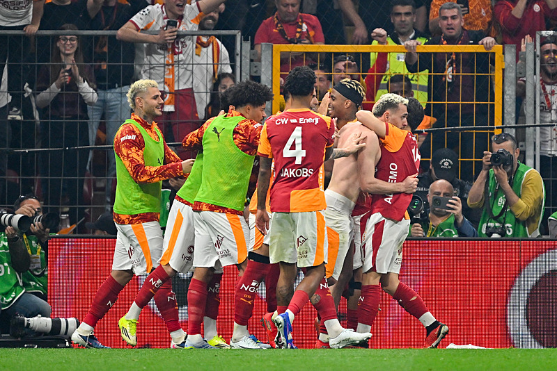 Galatasaray’da Başkan Dursun Özbek’ten derbi sonrası prim kararı!