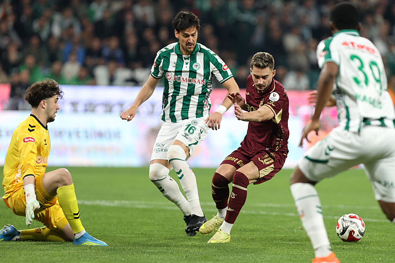 Spor yazarları TÜMOSAN Konyaspor-Trabzonspor maçını yorumladı