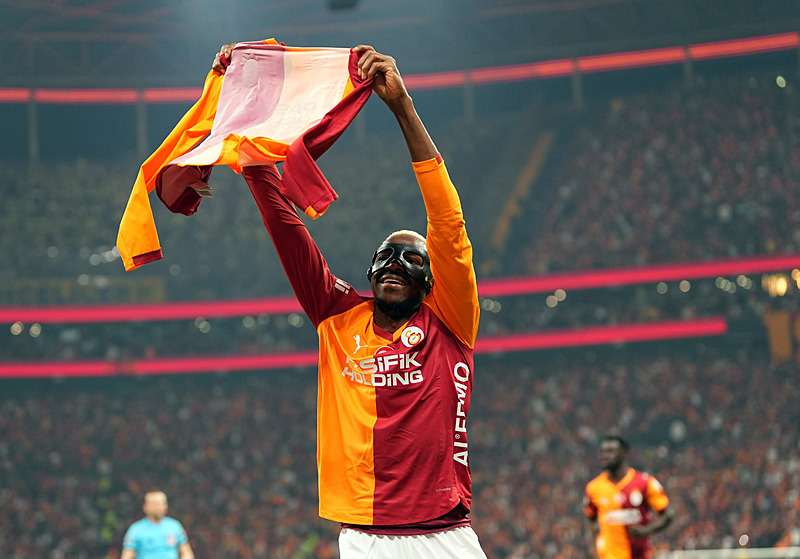 Galatasaraylıları heyecanlandırdı: Liverpool’un yıldızından flaş hareket!
