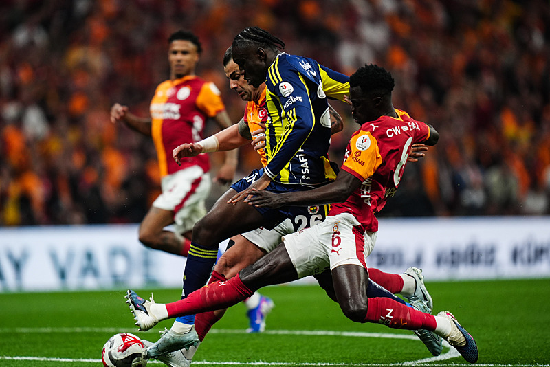 Fenerbahçe’de şok edici Sidiki Cherif gerçeği!
