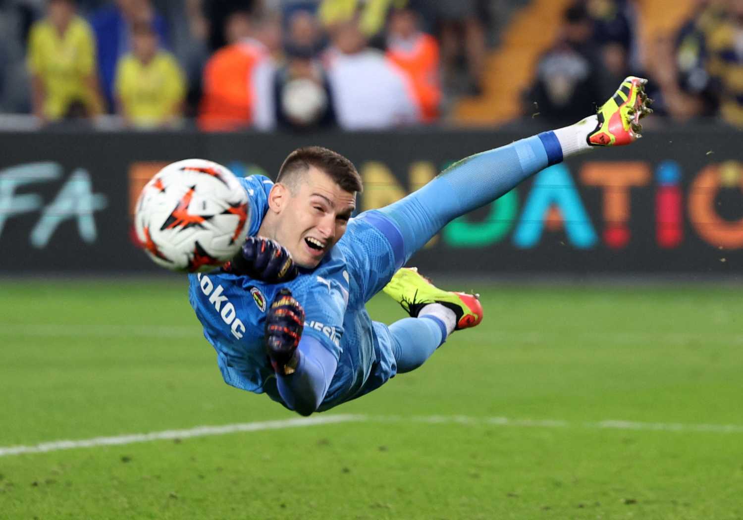 Fenerbahçe’de Ederson giderse kaleyi tekrar devralabilir!