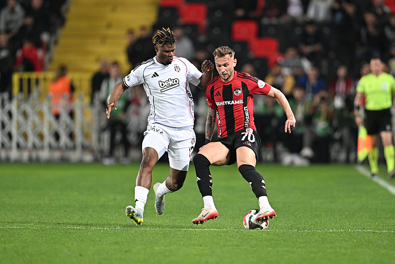 Spor yazarları Gaziantep FK-Beşiktaş maçını yorumladı: Sergen Yalçın’a verilen net bir mesajdı!