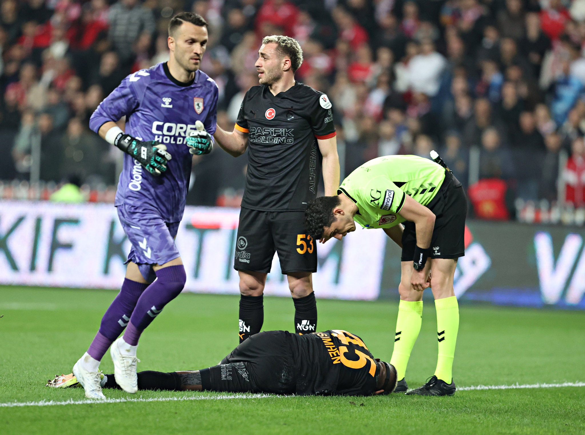 Spor yazarları Samsunspor-Galatasaray maçını yorumladı: Derbi sonrası kepenk indirmişler!