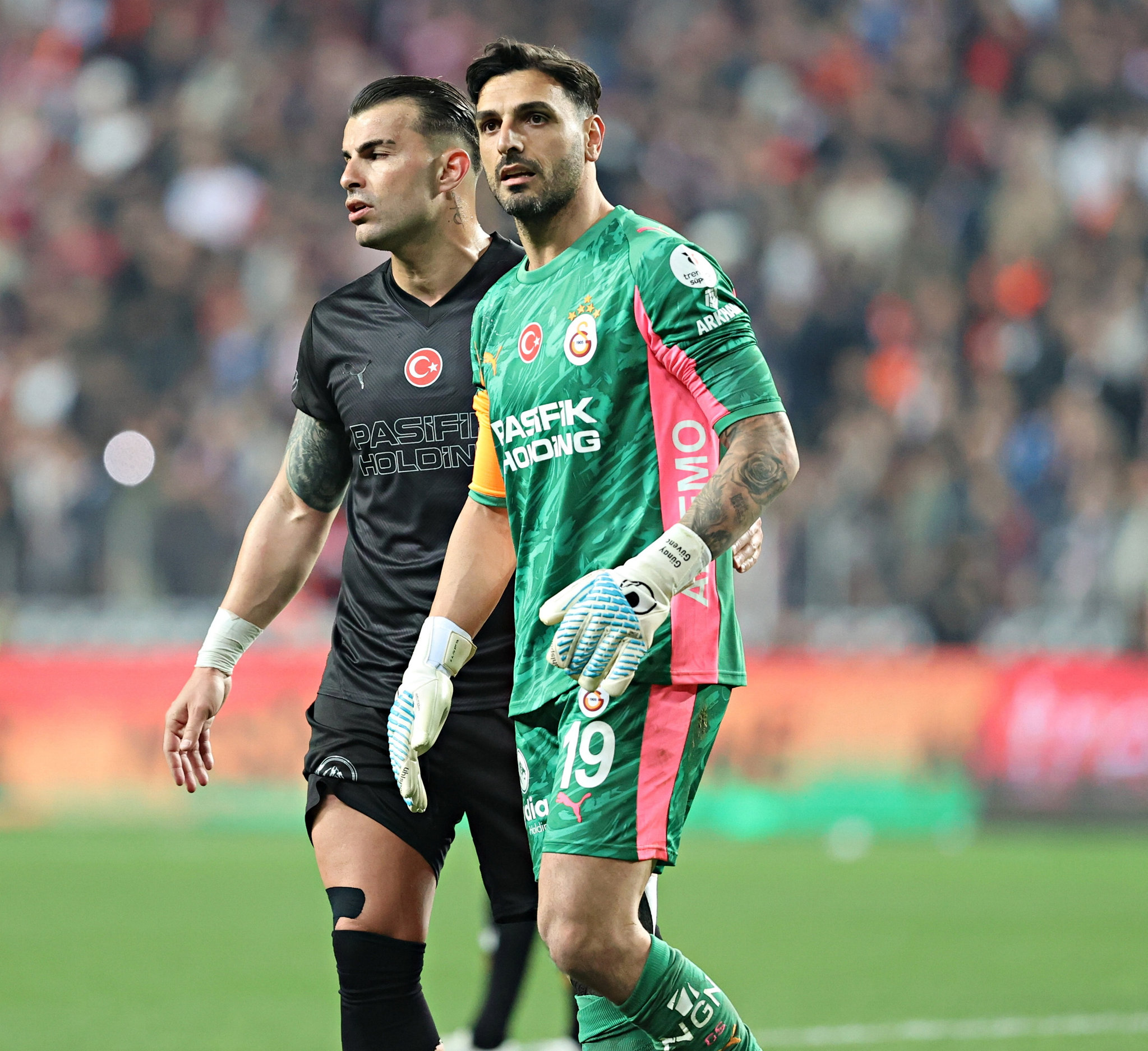 Spor yazarları Samsunspor-Galatasaray maçını yorumladı: Derbi sonrası kepenk indirmişler!