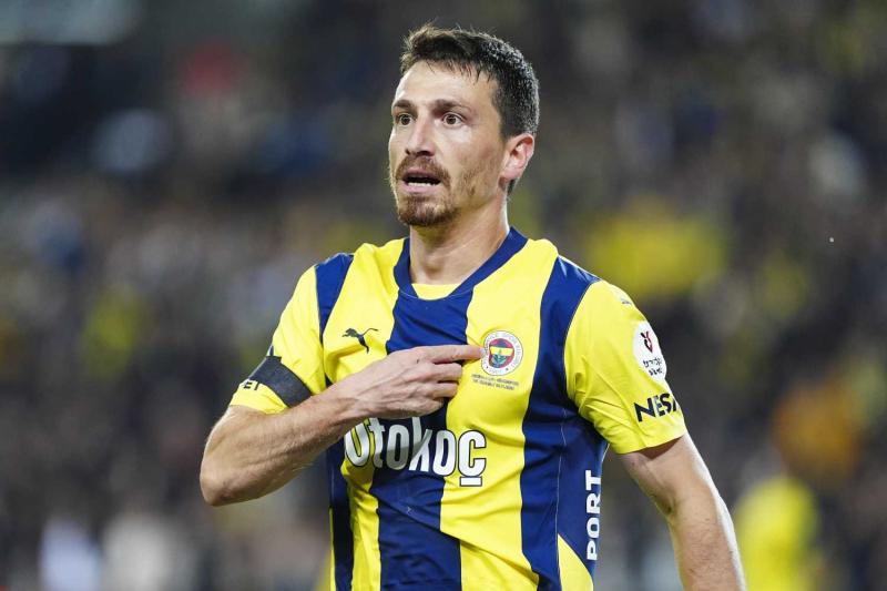Fenerbahçe yönetiminden Mert Hakan Yandaş hamlesi: TFF’den ceza aldığı duyurulmuştu