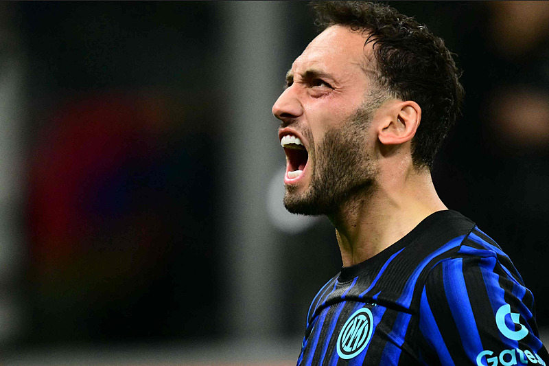 Galatasaray’dan kadroda revizyon kararı! Okan Buruk o isimlerin biletini kesti