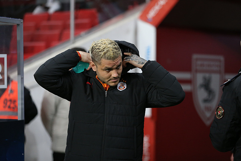 1 sezon daha Galatasaray’da kalıyor! Yıldız ismin sözleşmesi otomatik olarak uzadı