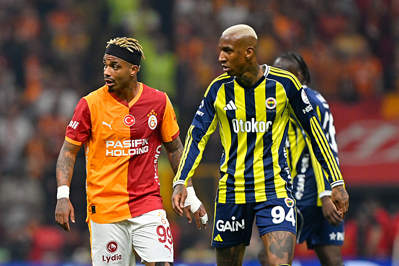 1 sezon daha Galatasaray’da kalıyor! Yıldız ismin sözleşmesi otomatik olarak uzadı