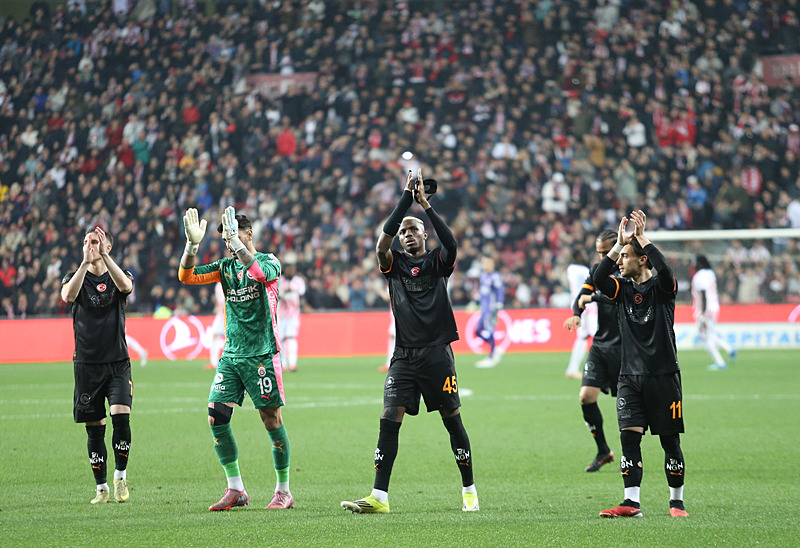 İşte Galatasaray’dan ayrılması muhtemel isimler listesi! 16 futbolcu birden...
