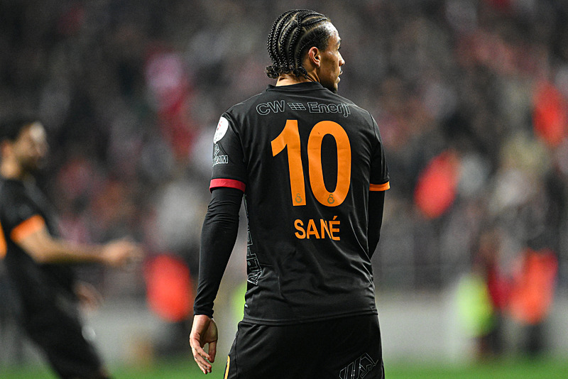 Galatasaray’da kritik maç öncesi herkese yasak kararı!