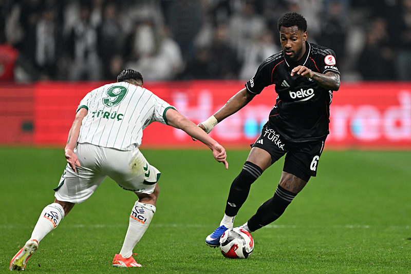 Spor yazarları Beşiktaş-TÜMOSAN Konyaspor maçını yorumladı: Beşiktaş’ı terk edin!