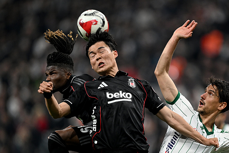 Spor yazarları Beşiktaş-TÜMOSAN Konyaspor maçını yorumladı: Beşiktaş’ı terk edin!