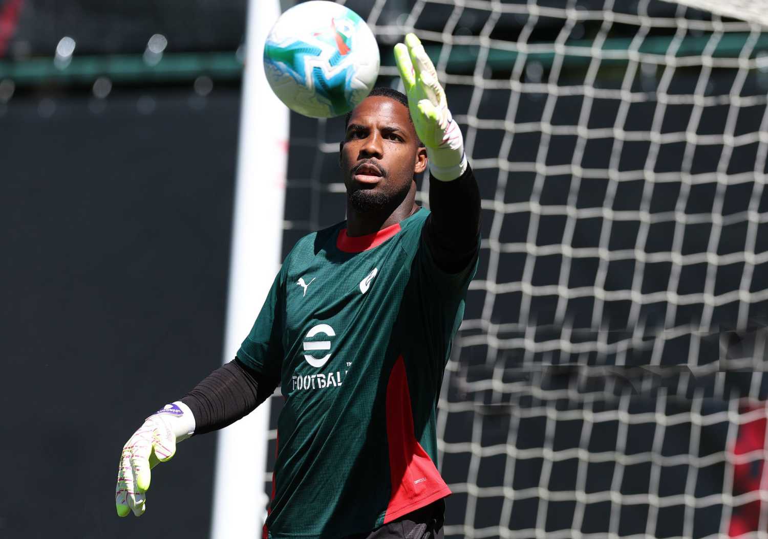 TRANSFER HABERİ: Fenerbahçe’de Ederson’un yerine kaleye 3 aday!