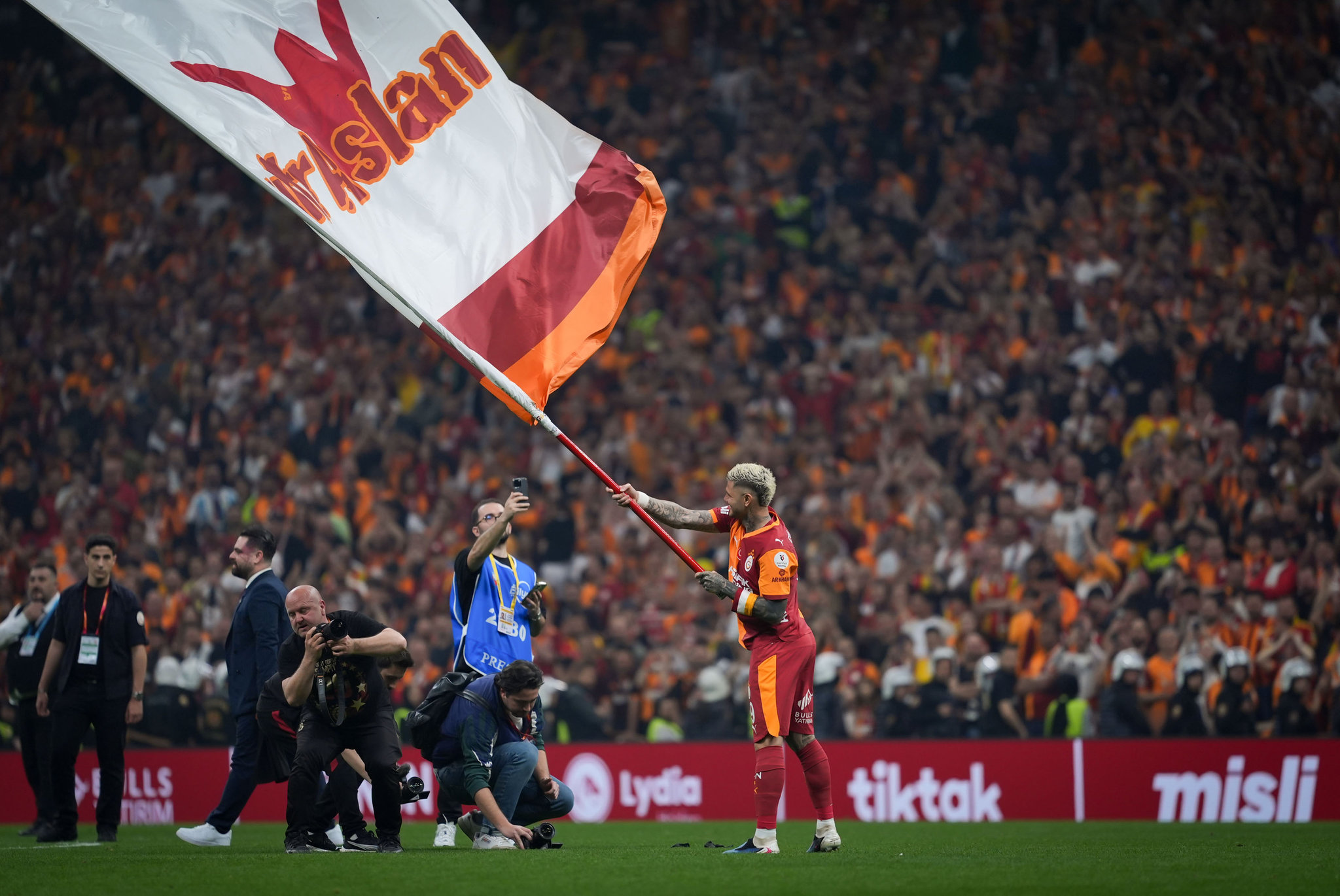 Galatasaray’da veda sonrası Mauro Icardi’ye talip oldular!