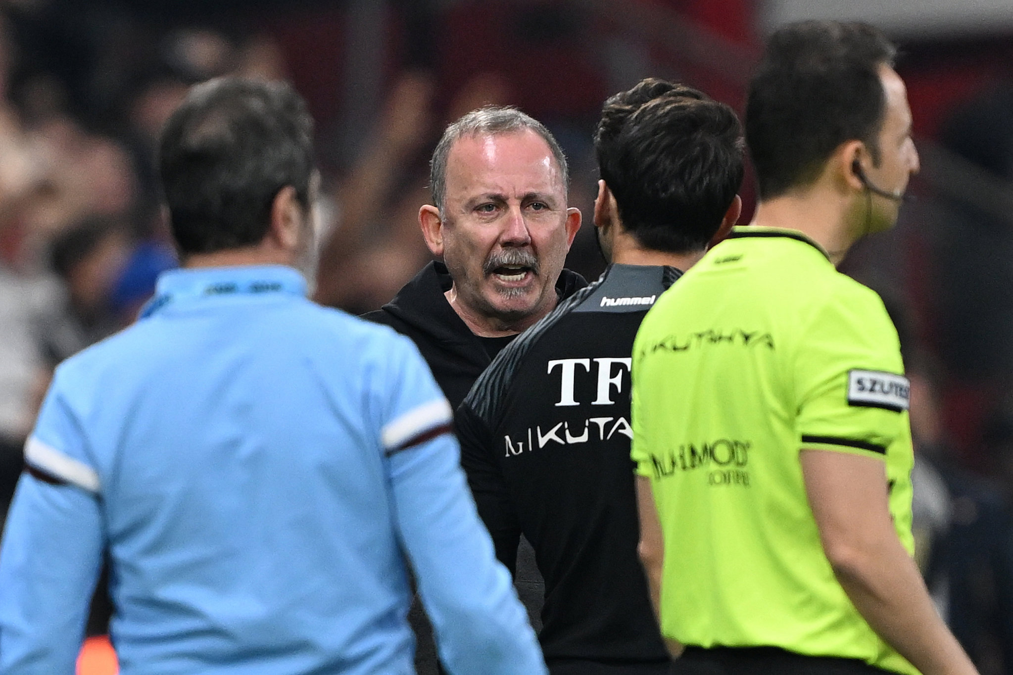 Spor yazarları Beşiktaş-Trabzonspor maçını değerlendirdi