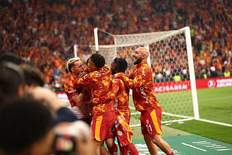 Ve Galatasaray’da ayrılık gerçekleşiyor! Süper Lig ekibine transfer oluyor