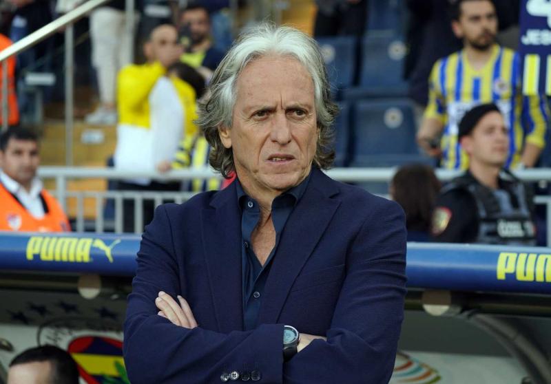 Fenerbahçe’de Aziz Yıldırım’ın önceliği Jorge Jesus!