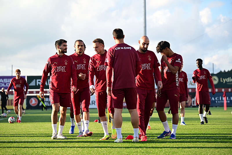 Galatasaraylı o isme Süper Lig’den talip!