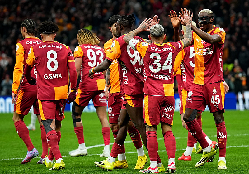 Galatasaraylı o isme Süper Lig’den talip!