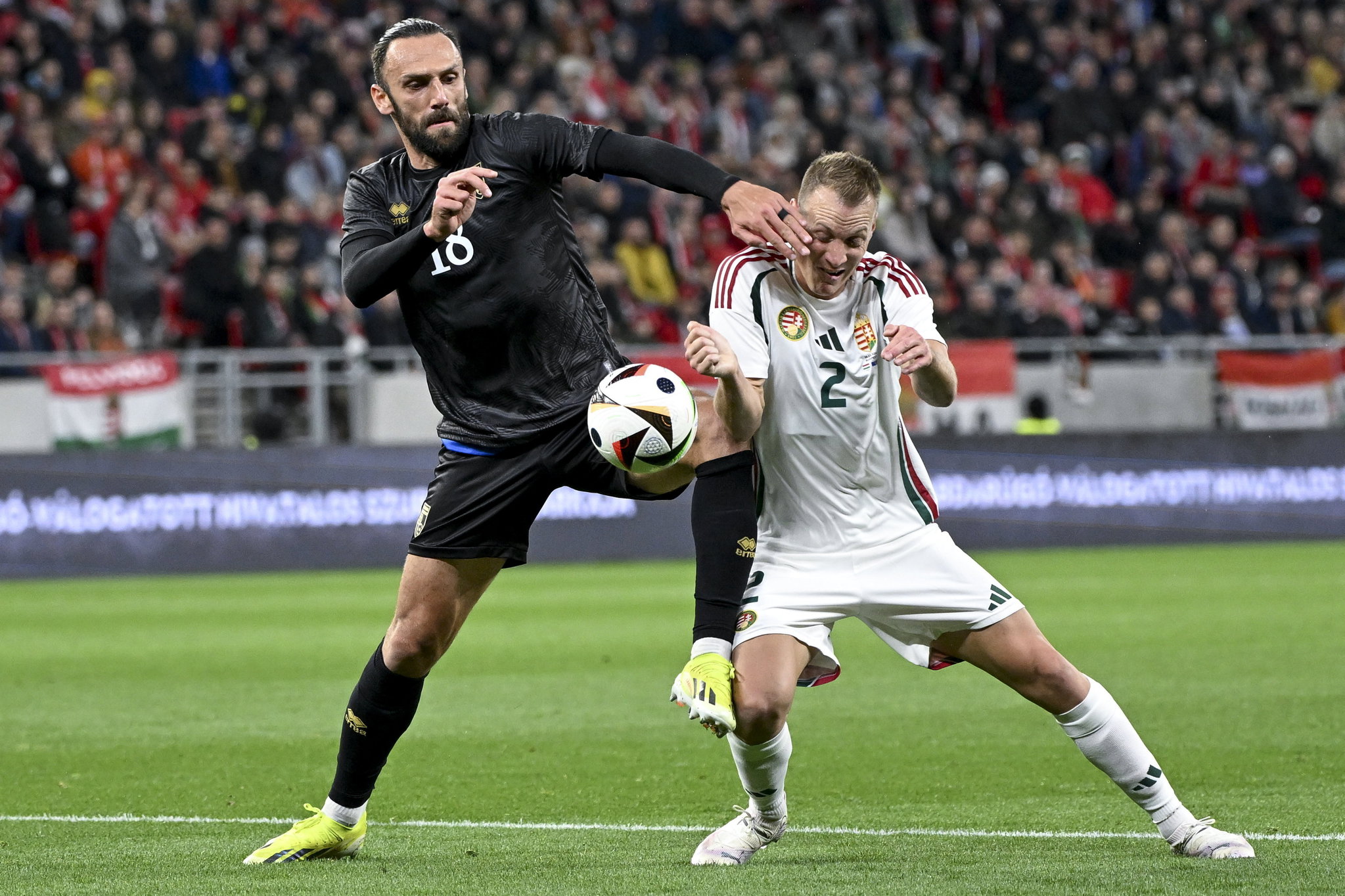 Galatasaray’dan Fenerbahçe’nin eski yıldızına transfer kancası!