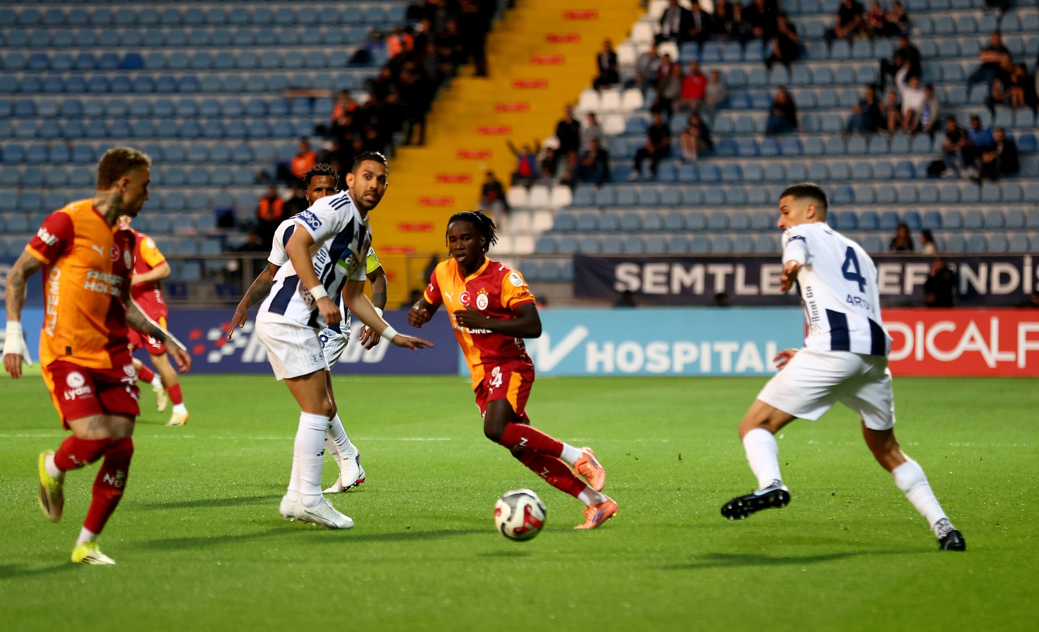 Spor yazarları Kasımpaşa-Galatasaray maçını yorumladı!