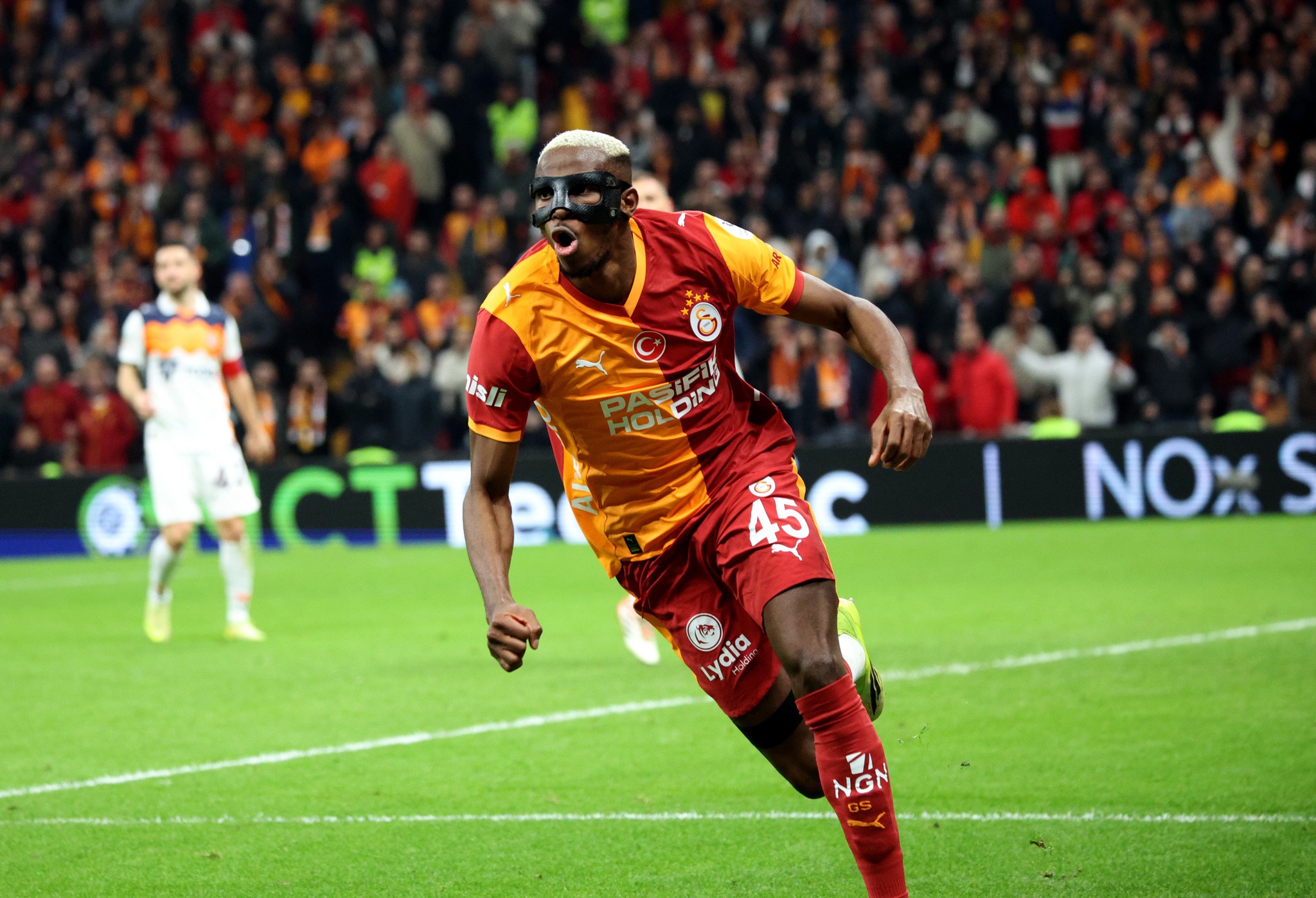 Victor Osimhen için flaş transfer iddiası! Yeni hocanın ilk isteği