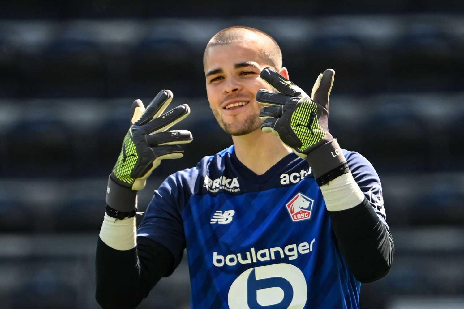 Fenerbahçe’de kaleci transferinde hedef Lucas Chevalier!