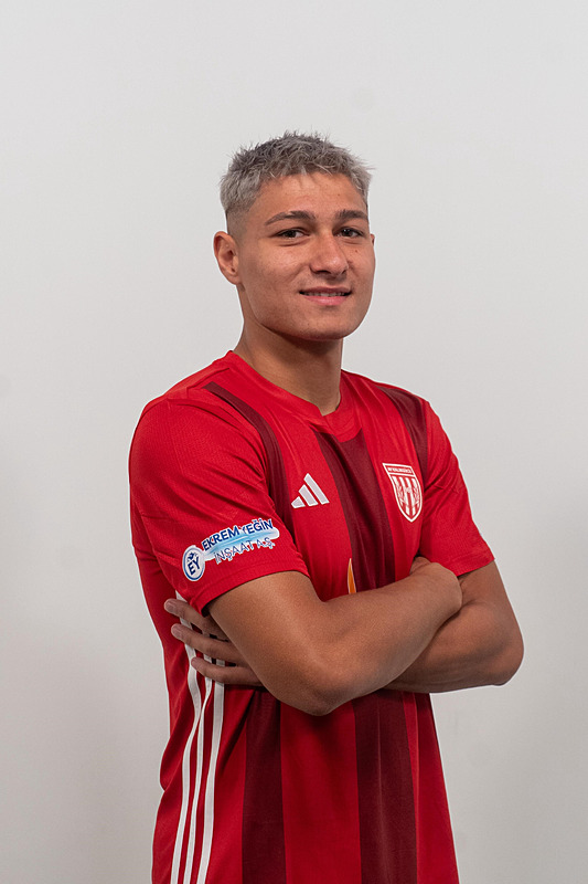 Galatasaray’a 3. Lig’den sürpriz transfer!