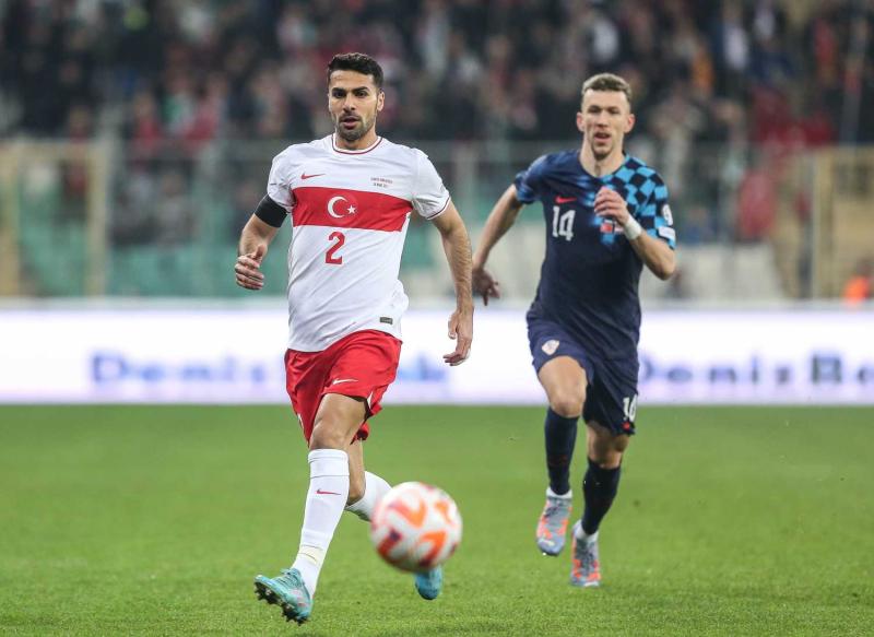 Galatasaray’dan milli yıldıza transfer kancası!