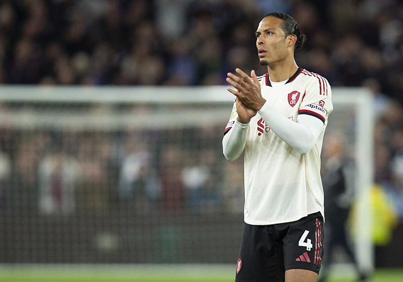 Galatasaray’ın Virgil Van Dijk transferinde Wesley Sneijder devreye girdi!