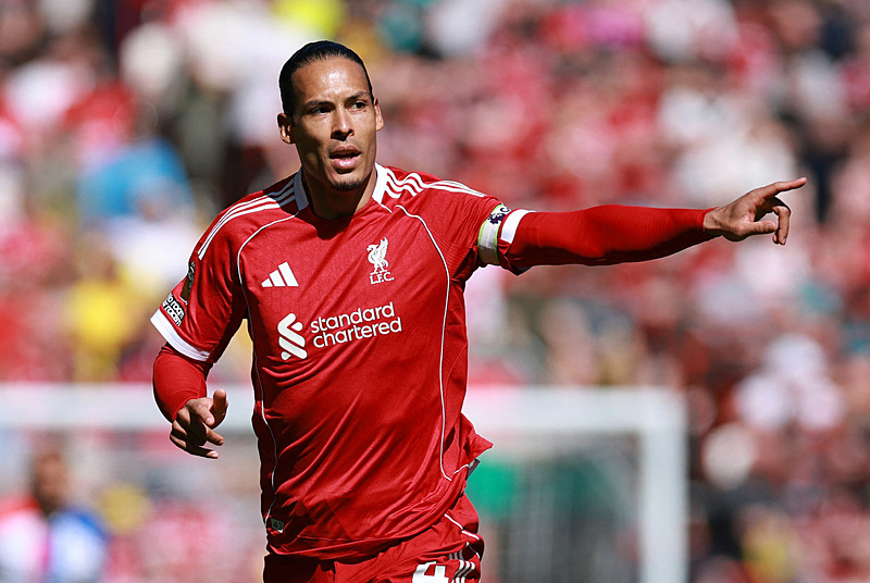 Galatasaray’ın Virgil Van Dijk transferinde Wesley Sneijder devreye girdi!