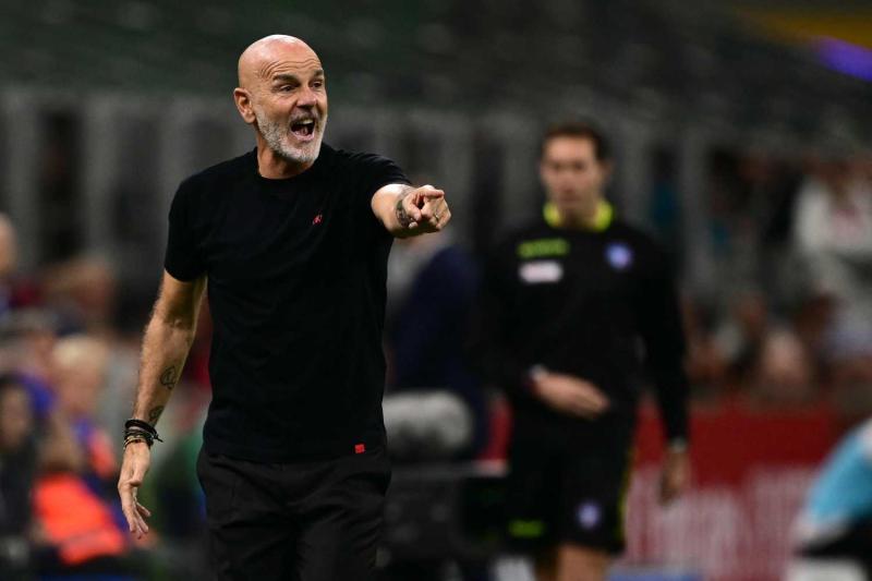 Fenerbahçe yeni sezonda İtalyanlara emanet! Milan’dan sonra Kadıköy’de buluşacaklar