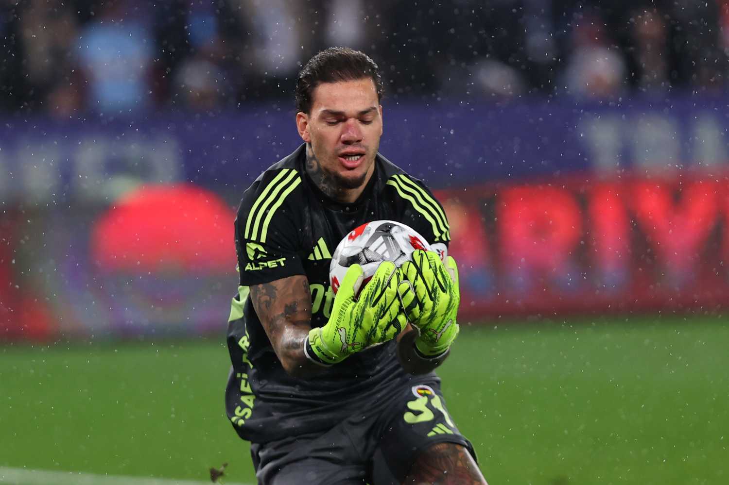 Transferde düğümü Ederson çözecek! Dünya Kupası sonrası...
