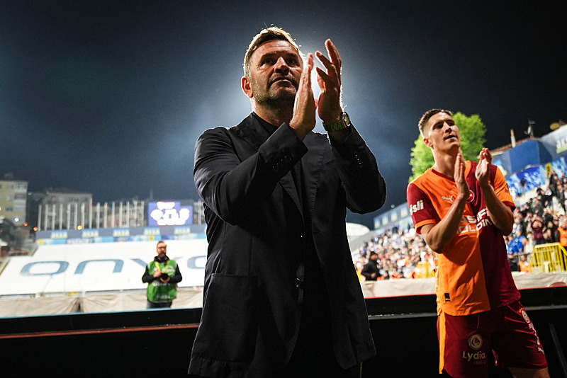 Galatasaray’da Okan Buruk gelişmesi! Yeni sözleşmesi ortaya çıktı
