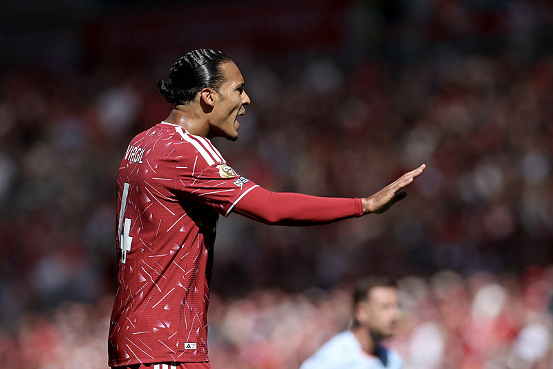 TRANSFER HABERİ: Galatasaray’dan Van Dijk operasyonu!