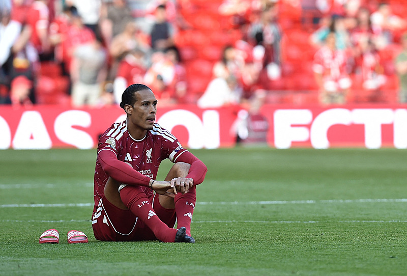 TRANSFER HABERİ: Galatasaray’dan Van Dijk operasyonu!