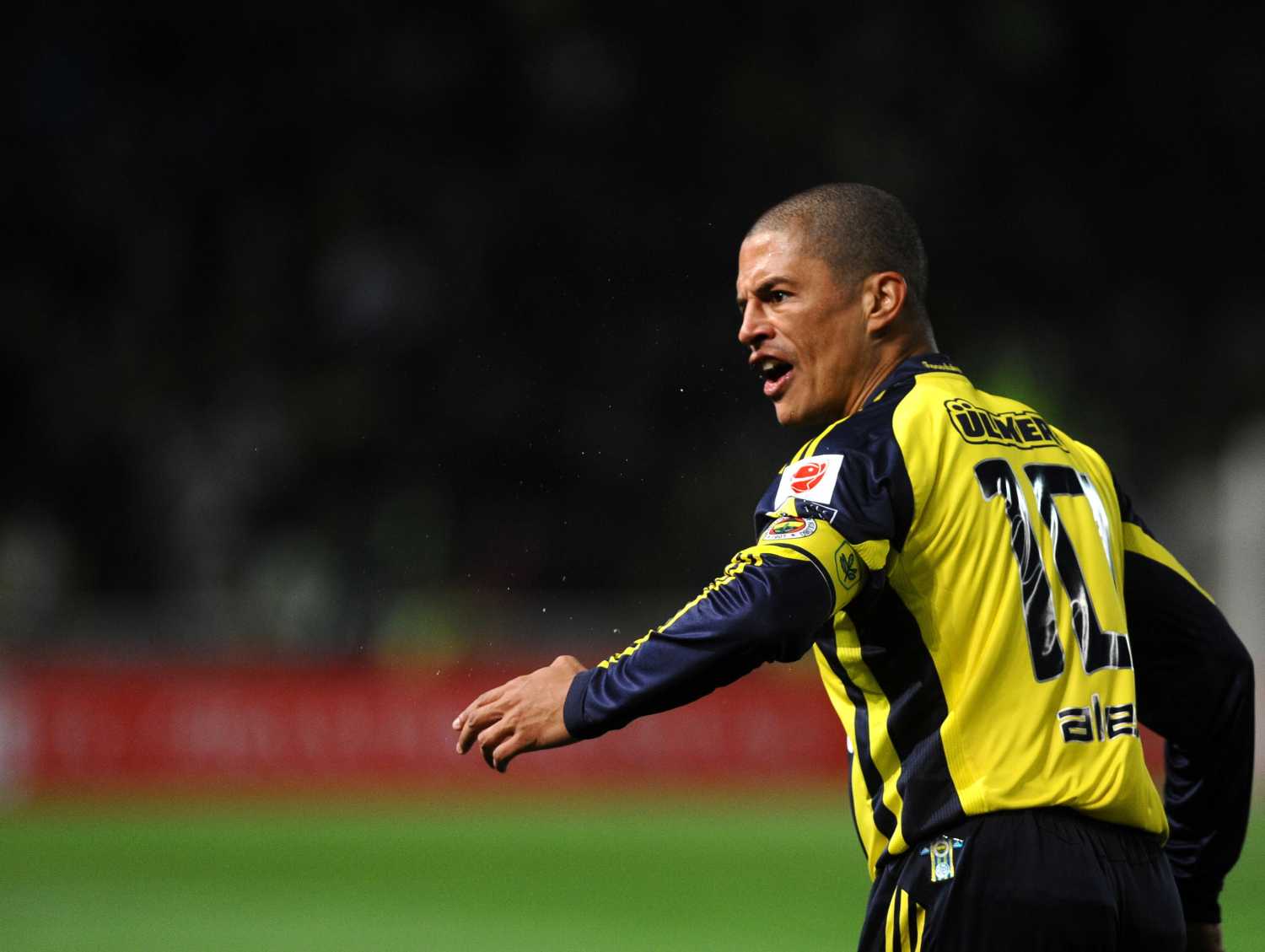 Aziz Yıldırım’dan Kocaman, Alex’i bitirdi yorumuna cevap!