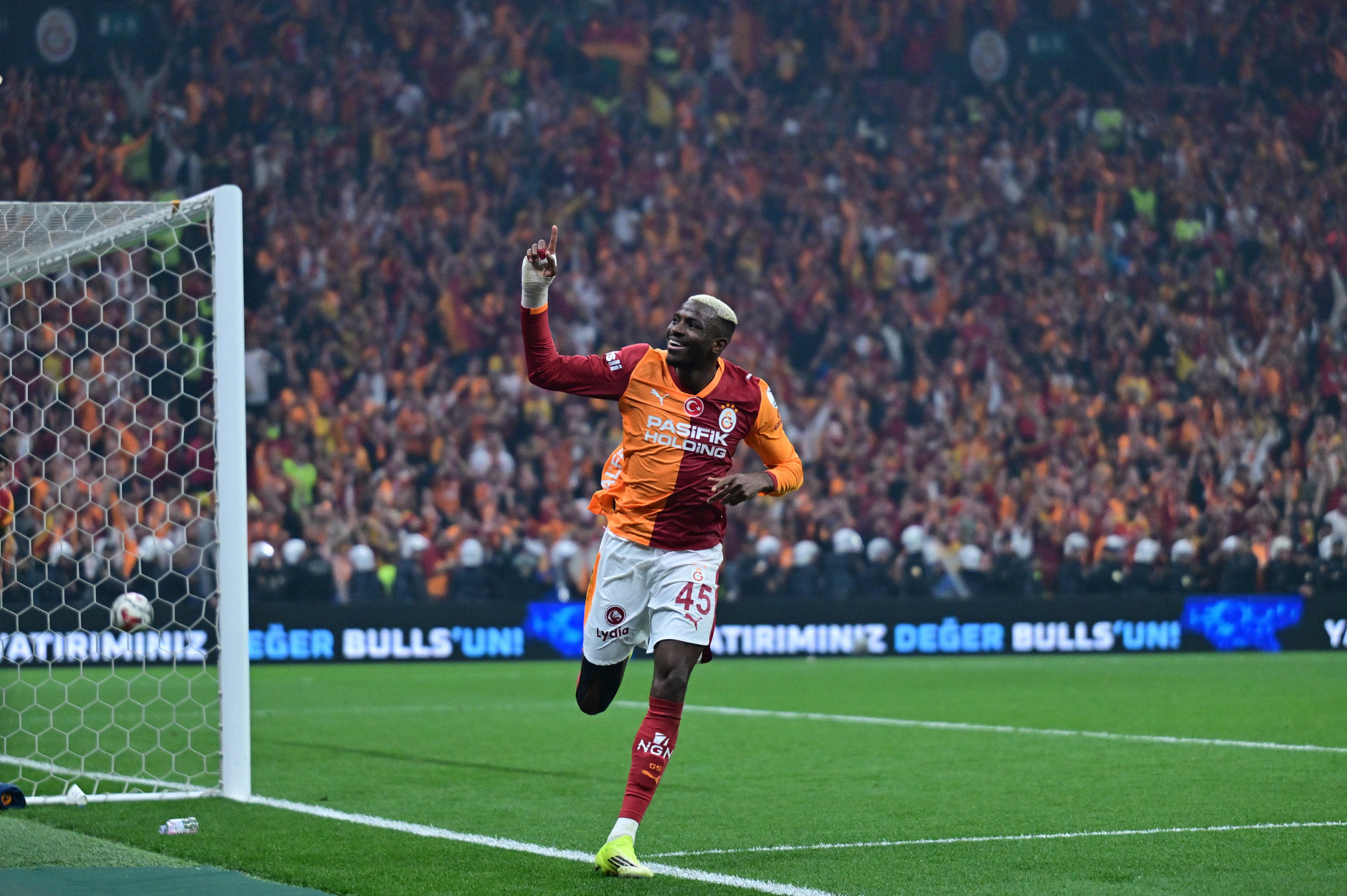 Galatasaray’da Victor Osimhen gelişmesi: Transfer olabilir!