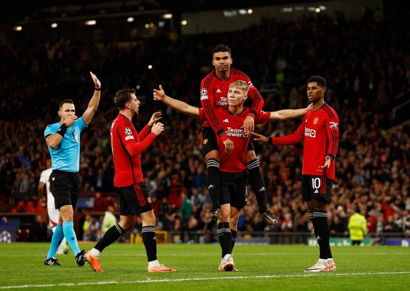 Manchester United’dan Galatasaray’a ’10 numara’ transfer!
