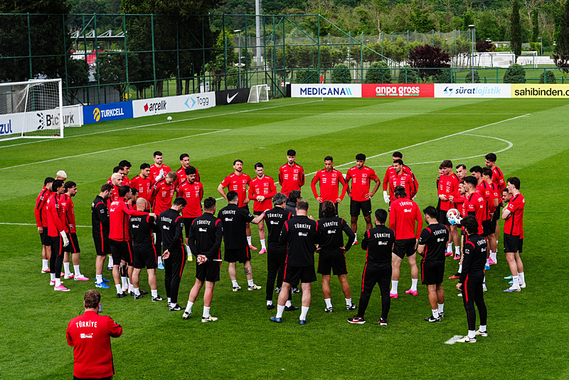 A Milli Takımımız Dünya Kupası öncesi sahada! İşte Montella’nın Kuzey Makedonya maçı 11’i