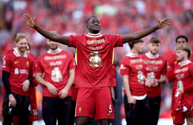 Galatasaray’dan savunmaya Liverpollu yıldız! Herkes Van Dijk’ı beklerken...